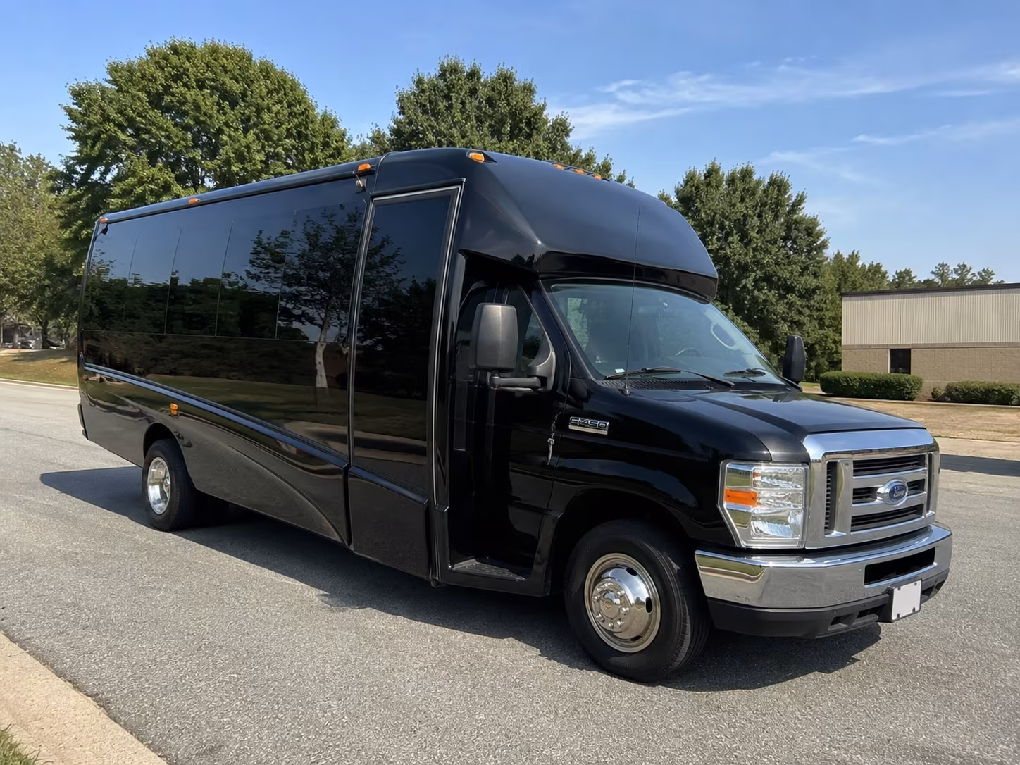 airport transfers for corporate groups and vips